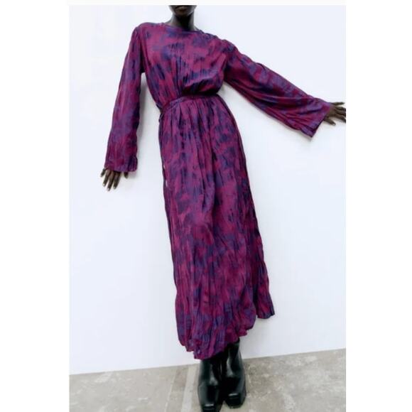 BLOGGER FAVE Jacquard Maxi Dress – ZARA Purple Wrinkle Effect Tie Waist – M - Picture 3 of 11